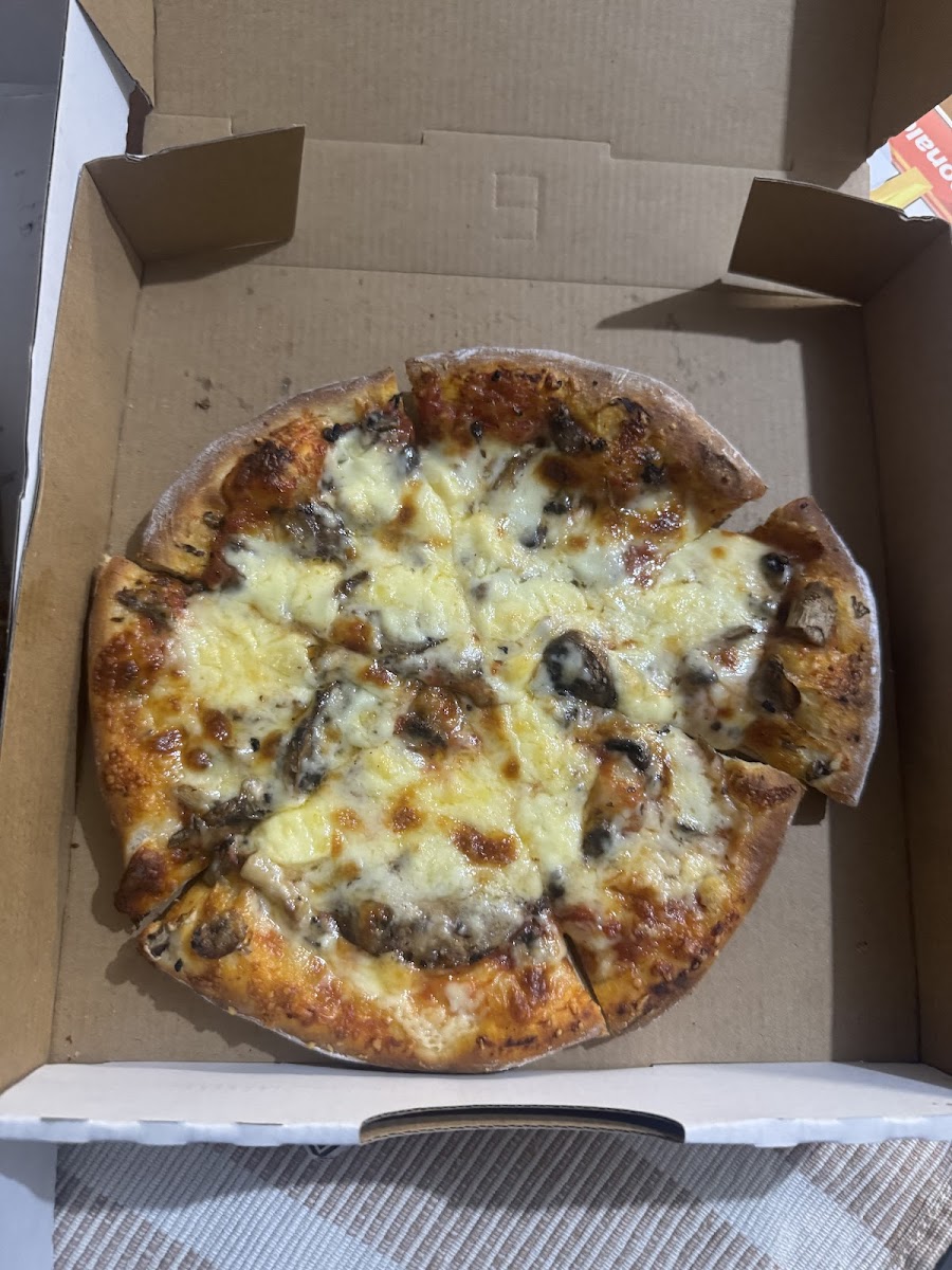 Bushy's Pizza Photos 2